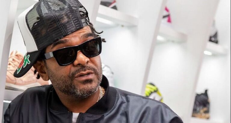 jim-jones-goes-karen-on-gucci-store--its-employees.1644369049